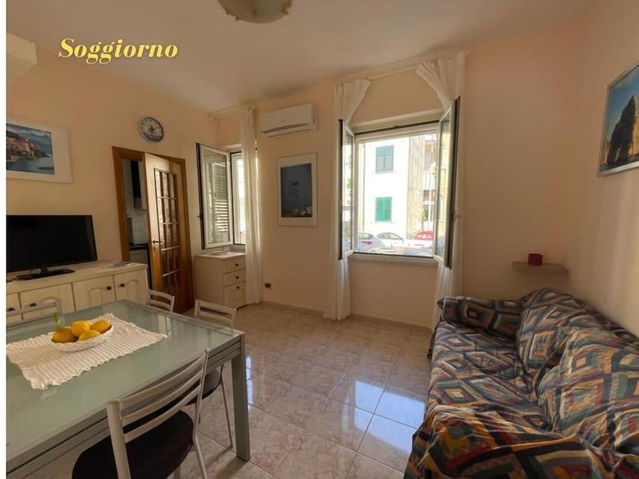 Appartamento 10 M Dal Mare Casa Da Zia Lena Maiori Buitenkant foto