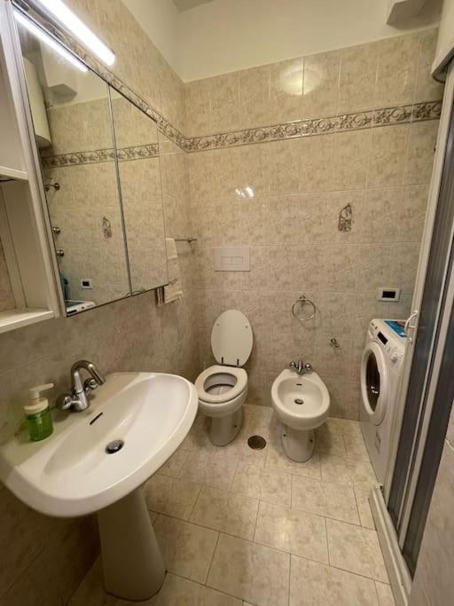 Appartamento 10 M Dal Mare Casa Da Zia Lena Maiori Buitenkant foto