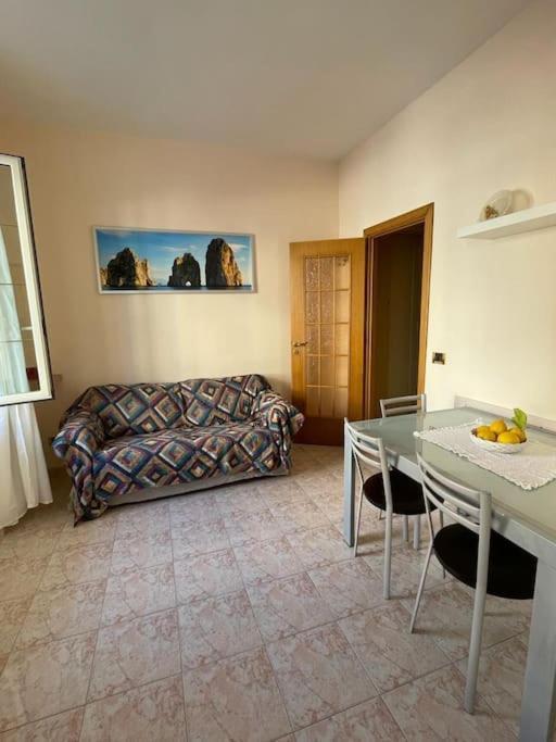 Appartamento 10 M Dal Mare Casa Da Zia Lena Maiori Buitenkant foto